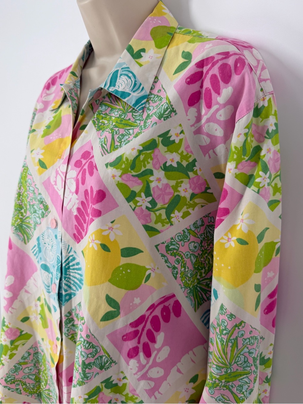 Vintage Lilly Pulitzer Cotton Patchwork Tropical Print Button Front Shirt M - Picture 4 of 15